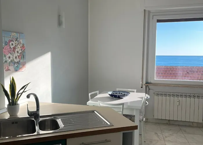 Seaview - A Apartment *